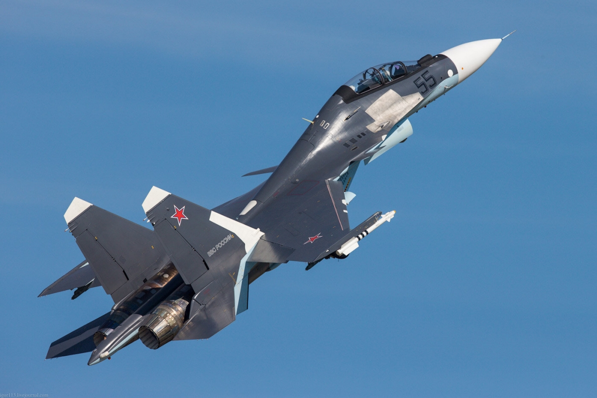 В Сирии разбился российский истребитель Су-30