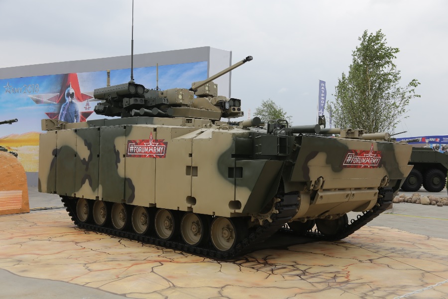 Курганмашзавод представил опытные образцы боевой машины пехоты на унифицированной платформе «Курганец-25»