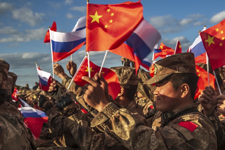 Главный китайский военный поставил российским коллегам «пятерку»