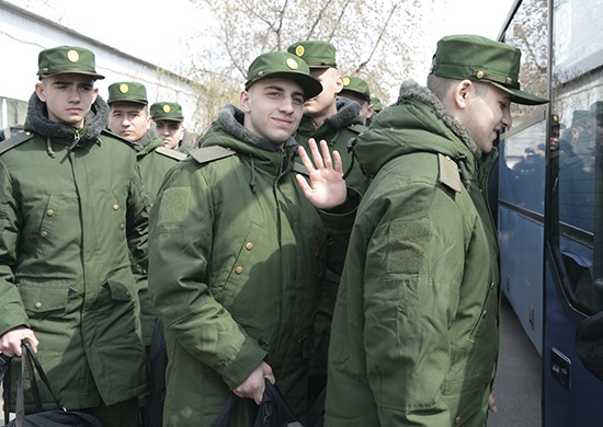 Российскую армию в ходе осеннего призыва пополнят 132,5 тысяч человек