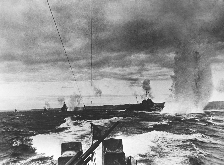 «Морские волки» Арктических конвоев: за что Рузвельт наградил советских моряков