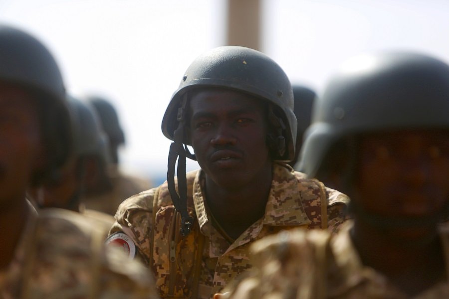 Провал военного переворота в Судане: лёгкая победа Суверенного совета на фоне клубка трудноразрешимых проблем в стране